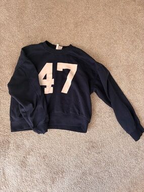 Women’s jersey crew neck sweater